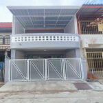 ขาย ทาวน์เฮ้าส์ ขายบ้านหมู่บ้านหงส์ประยูร1บางบัวทอง บ้านมือสองบางบัวทองสวยพร้อมอยุ่ มือสองตกแต่งใหม่ทั้งหลังนนทบุรีกู้ได้เต็ม กู้ได้เต็มเครดิต ราคาถูกกู้ได้สูง