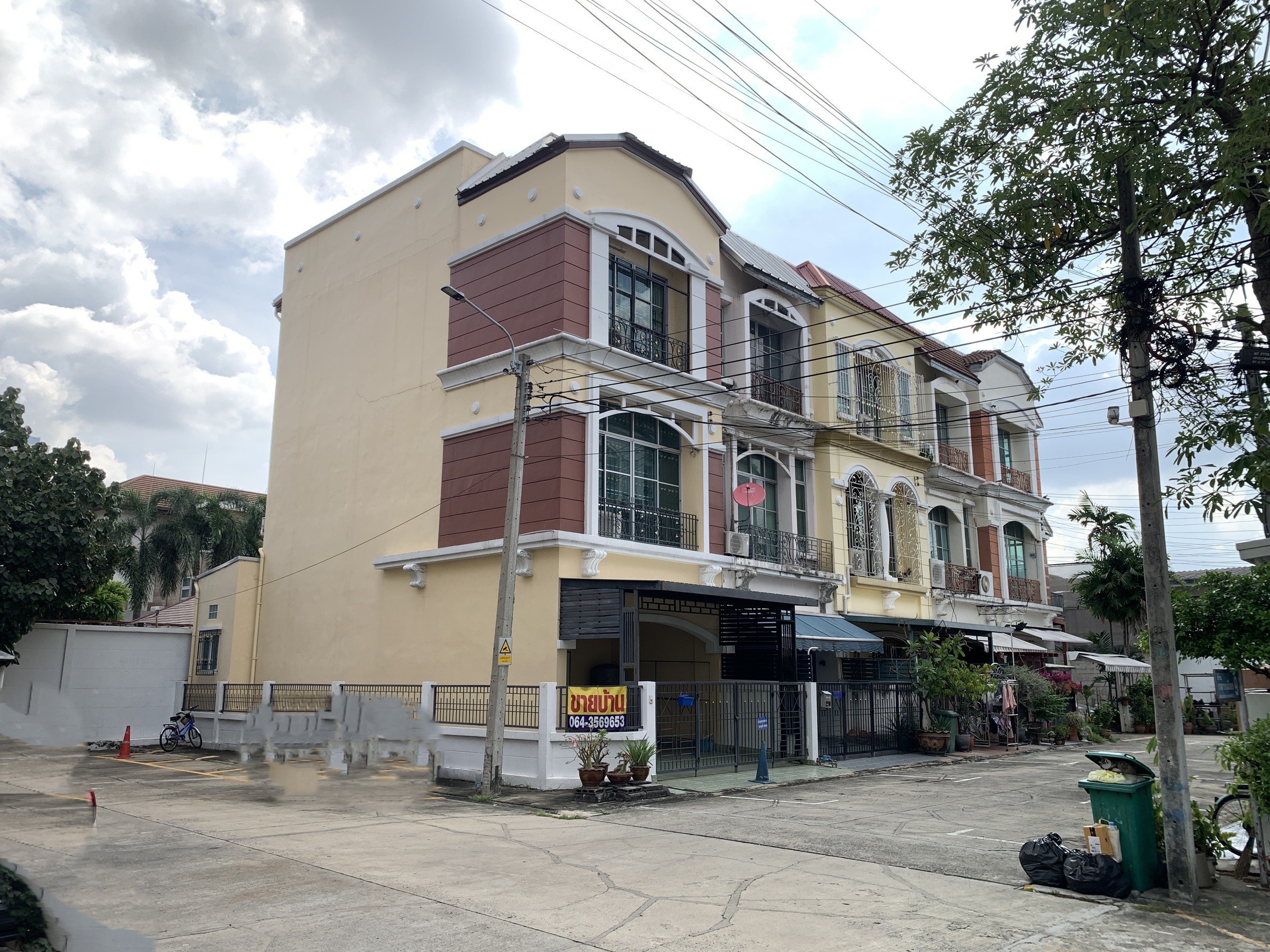 ทาวน์โฮม ขาย เชื่อมต่อใจกลางเมืองได้ง่าย ย่านลาดพร้าว–รัชดาภิเษก–วิภาวดี ขายทาวน์โฮม3ชั้นลาดพร้าว ใจกลางลาดพร้าว–รัชดา ทาวน์โฮมคุณภาพ