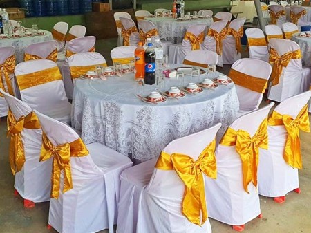 สินค้า ขาย สำหรับโรงแรมและอีเวนต์ทุกประเภท ผ้าคลุมโต๊ะจีน-โต๊ะกลมราคาโรงงาน รับผลิตผ้าคลุมเก้าอี้สกรีนชื่อ-ราคาส่ง ขายผ้าคลุมเก้าอี้ราคาถูก ถูกงานวัดงานบุญงานเลี้ยง